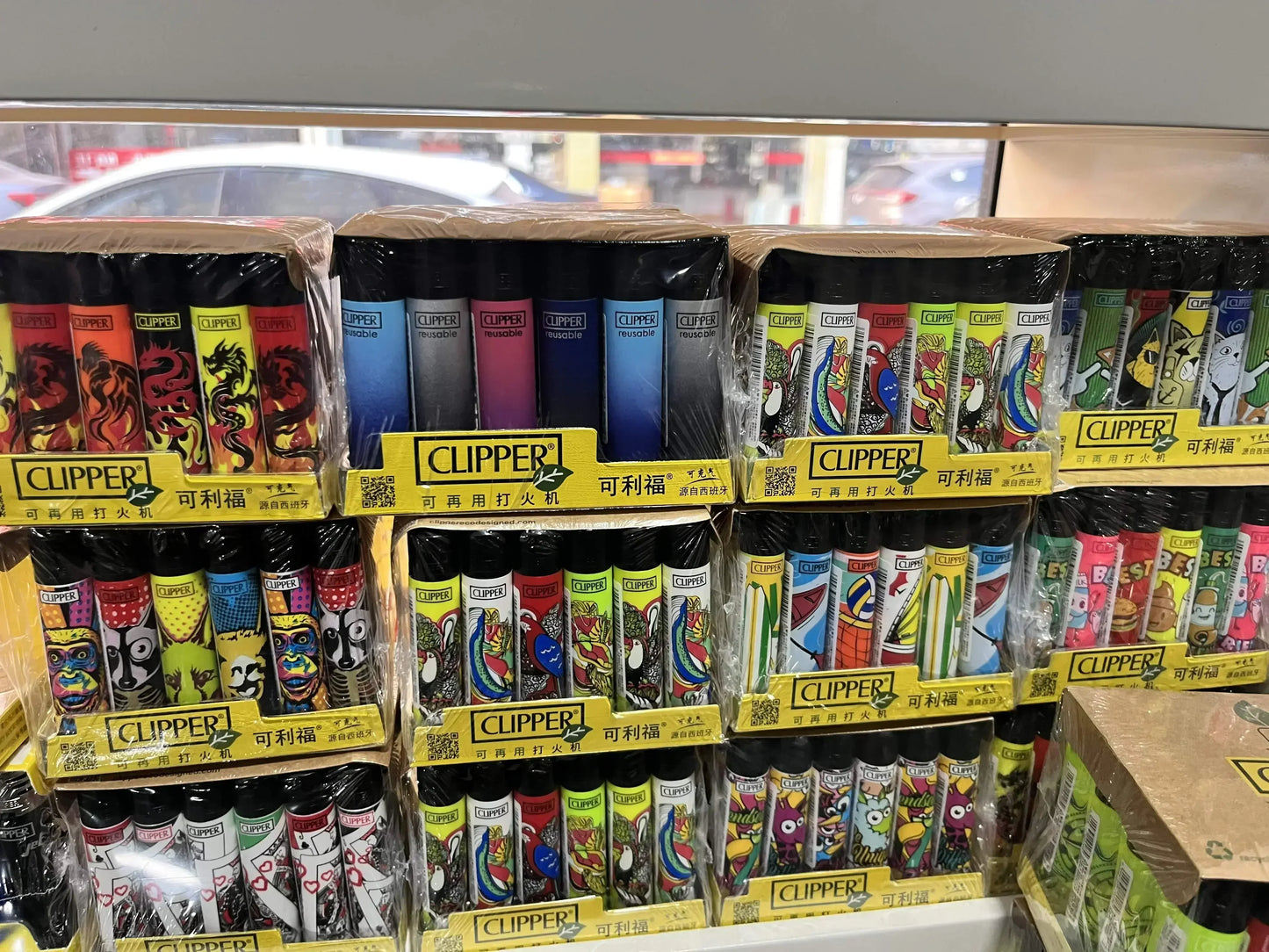 Zapalniczka CLIPPER z Młynkiem - Metalowa Gazowa Wielokrotnego Użytku