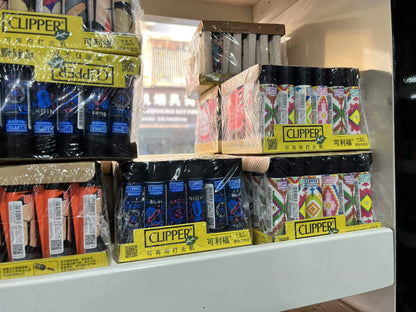 Zapalniczka CLIPPER z Młynkiem - Metalowa Gazowa Wielokrotnego Użytku