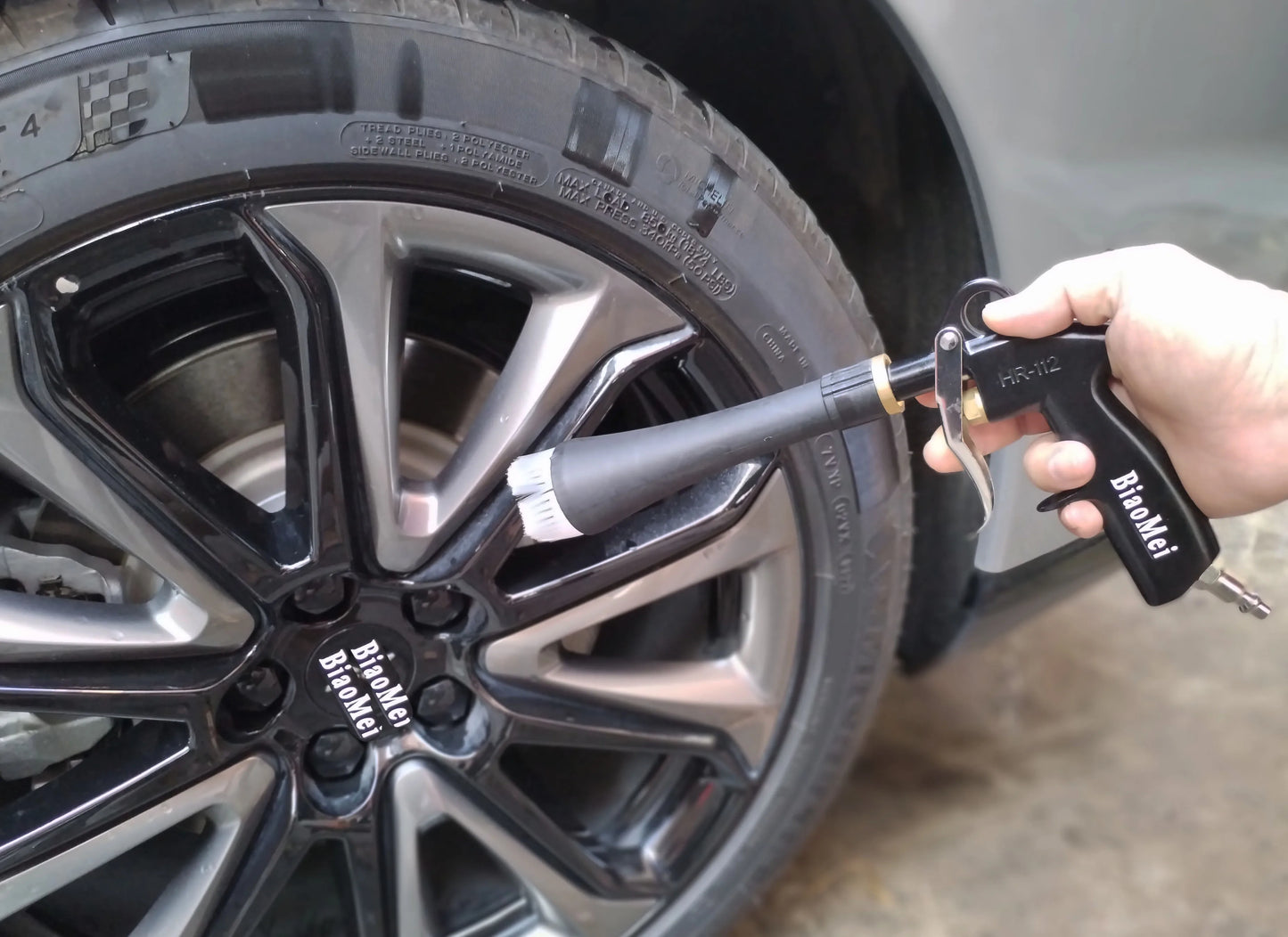 Pistolet Tornador K107 Dry Wash - Przenośny do Mycia Samochodów Tornado Gun