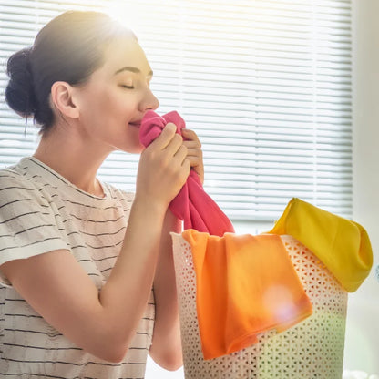 WIREK 1 L COLOR Laundry Liquid PROTECTS COLORS vending machine removes stains