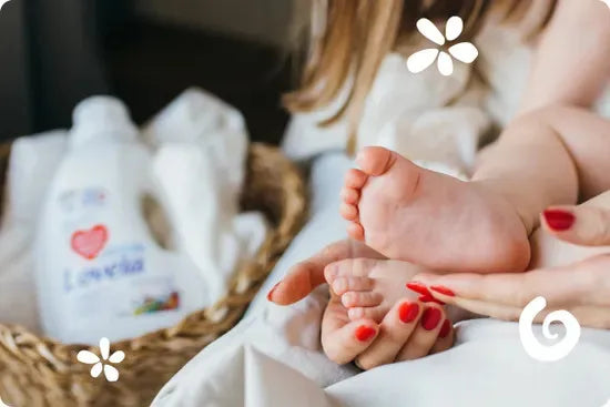 LOVELA Baby Milk White 1.45L - Płyn do Prania dla Dzieci 16 Prań Hipoalergiczny